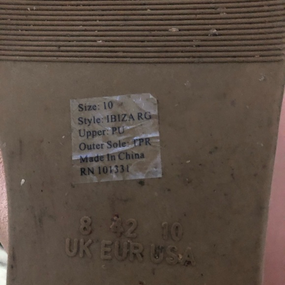 Charlotte Russe NWT Sandals - Picture 2 of 2